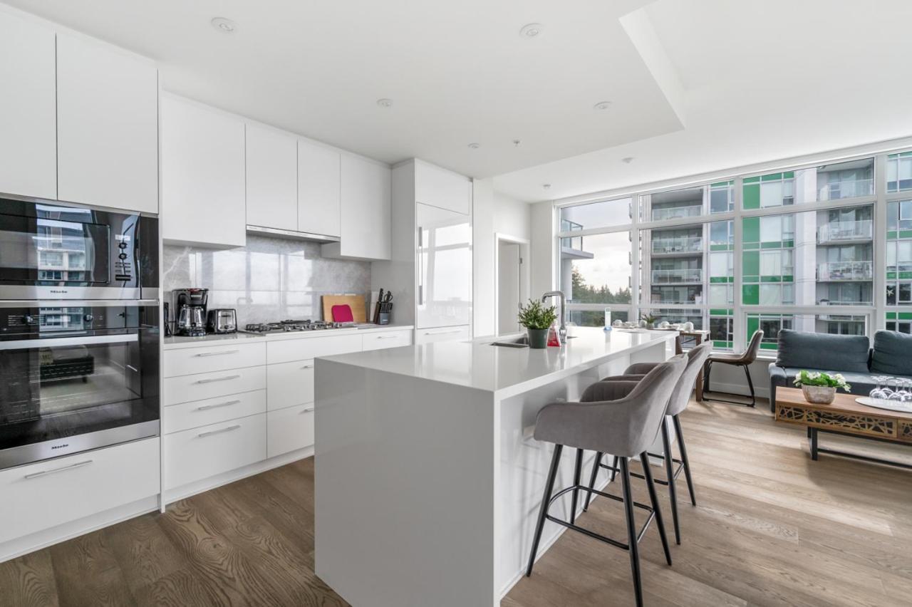 Urban Oasis: Stylish Apartment Retreat At Ubc Vancouver Dış mekan fotoğraf